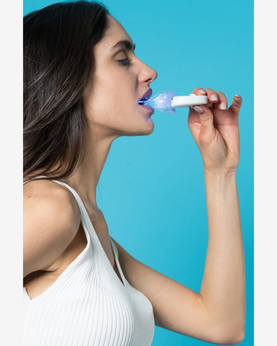 Profilo con LED sbiancante White Smile